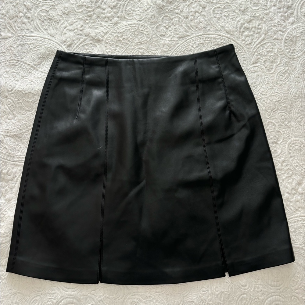 Nwot Topshop fake leather skirt sz 6
